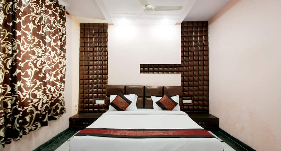 TG Rooms Ajmal Khan Road, New Delhi 2